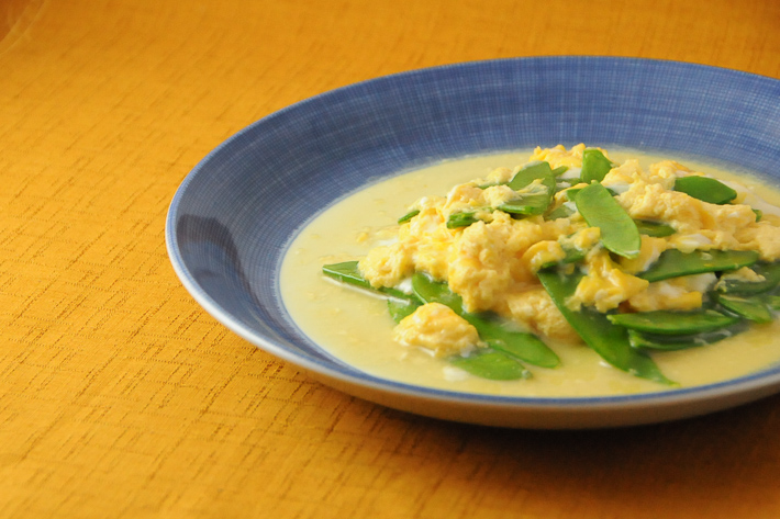 さやえんどうの卵とじ