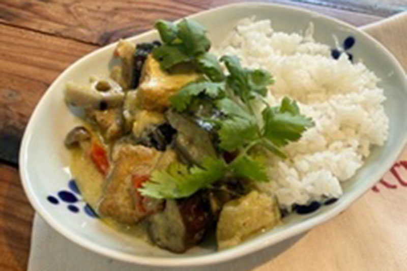 しろたまりのグリーンカレー【かえしレシピ】